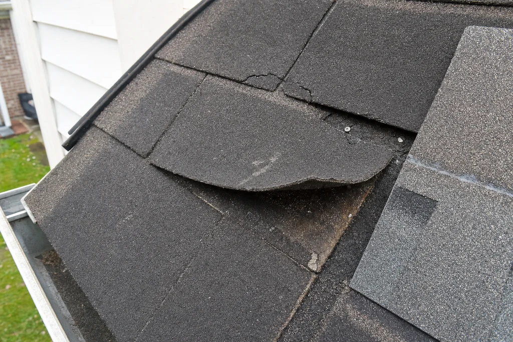 When Brittle Shingles Fail a Roof Repairability Test